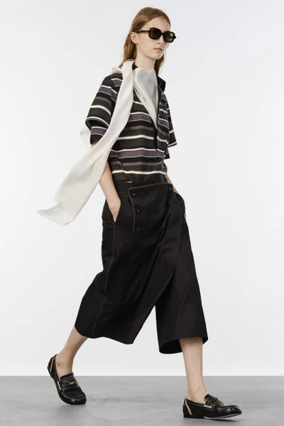 Look 19